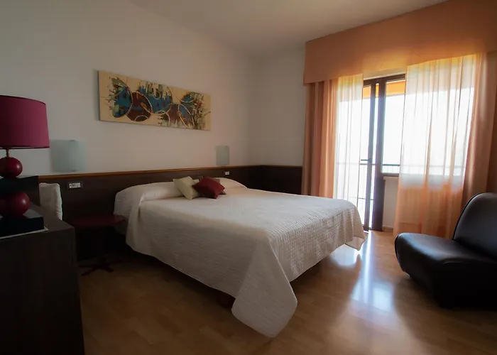 San Zeno 3* San Zeno di Montagna