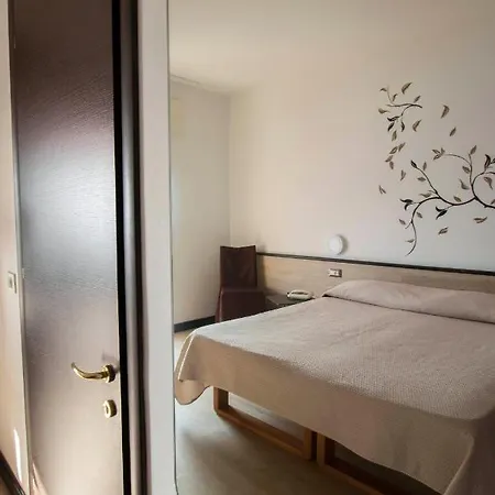 San Zeno Hotel 3*