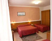 San Zeno 3*